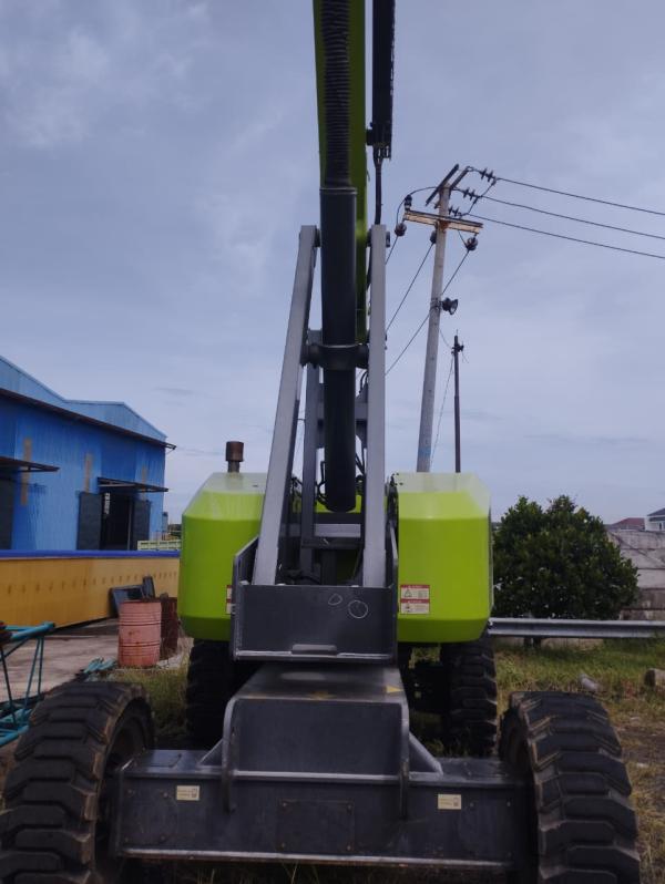 MANLIFT ZT26J (06)