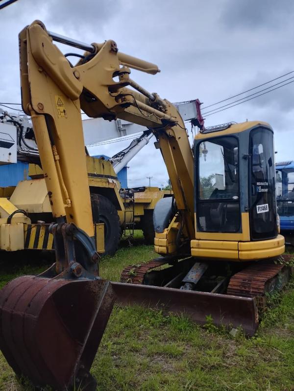 MINI EXCAVATOR PC 50UU2E (KUNING)